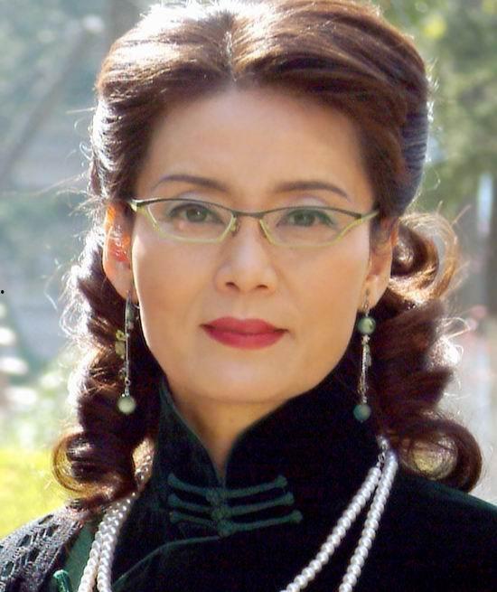 潘虹吃瓜哈士奇,一场意外的“吃瓜”之旅